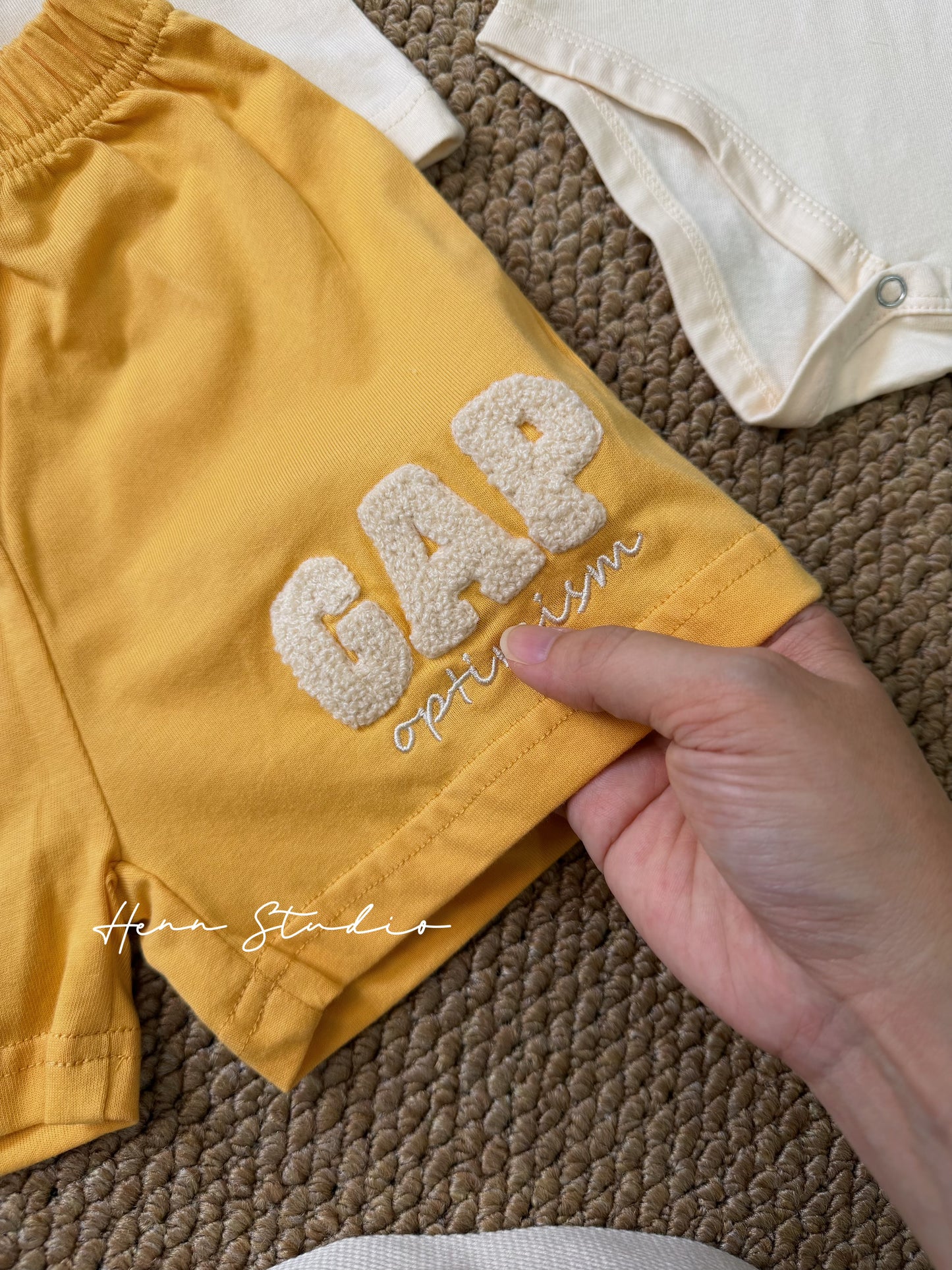 GAP Embroidered Star 2pc Set