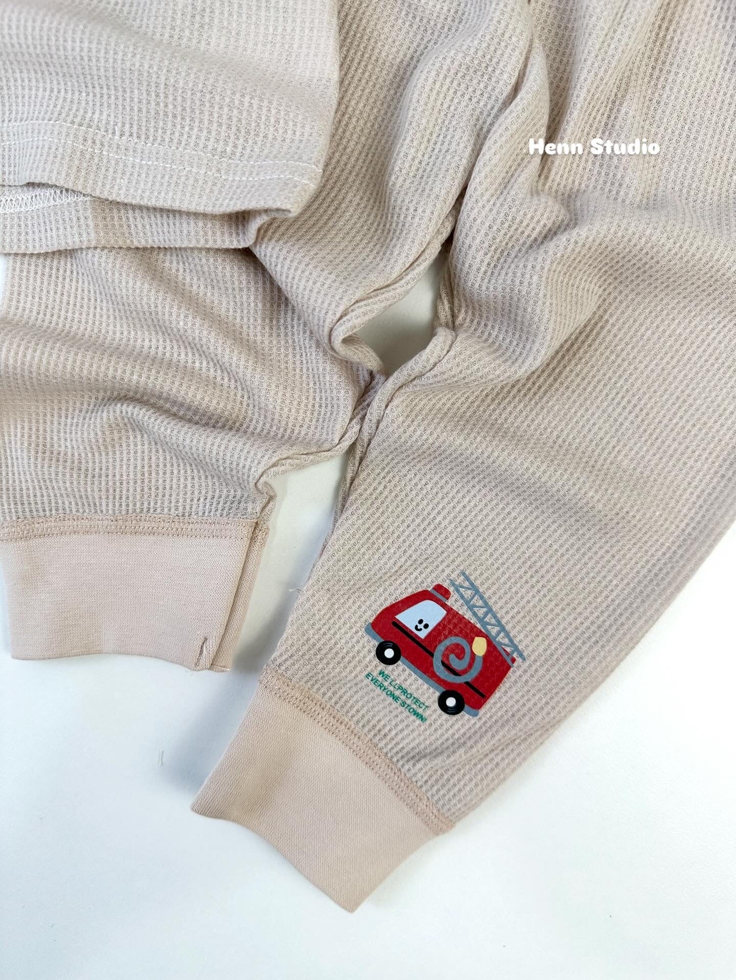 🇯🇵 Futafuta 4pcs Set Pyjamas