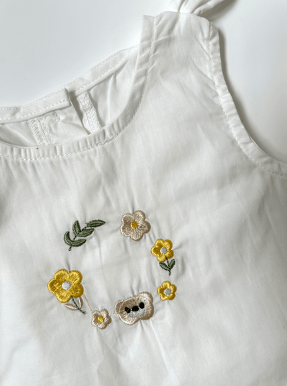 Sleeveless Ribbon Bear With Bloomer Set