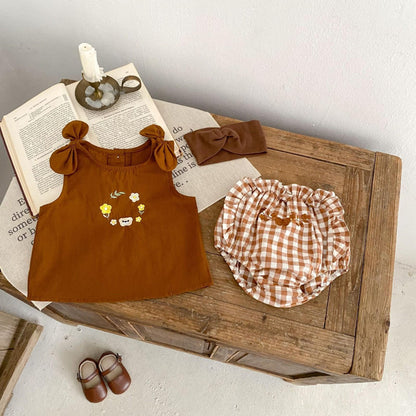 Sleeveless Ribbon Bear With Plaid Bloomer Set