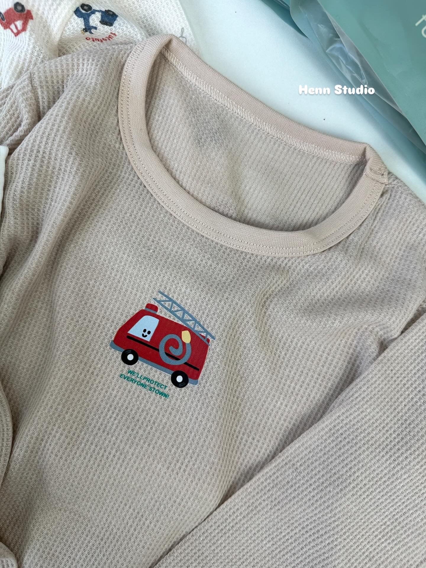 🇯🇵 Futafuta 4pcs Set Pyjamas