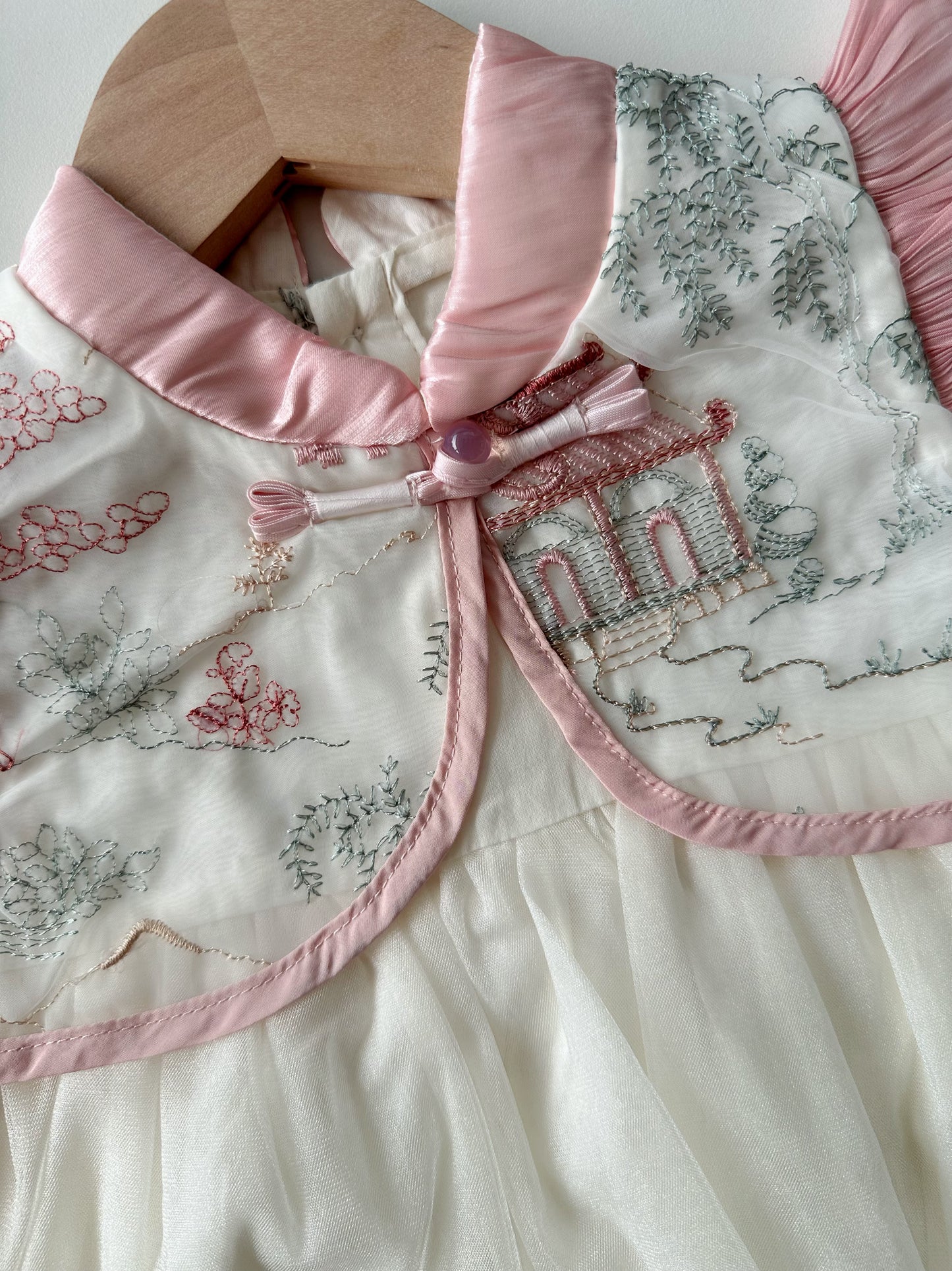 Preorder 预购 - CNY Girl 309