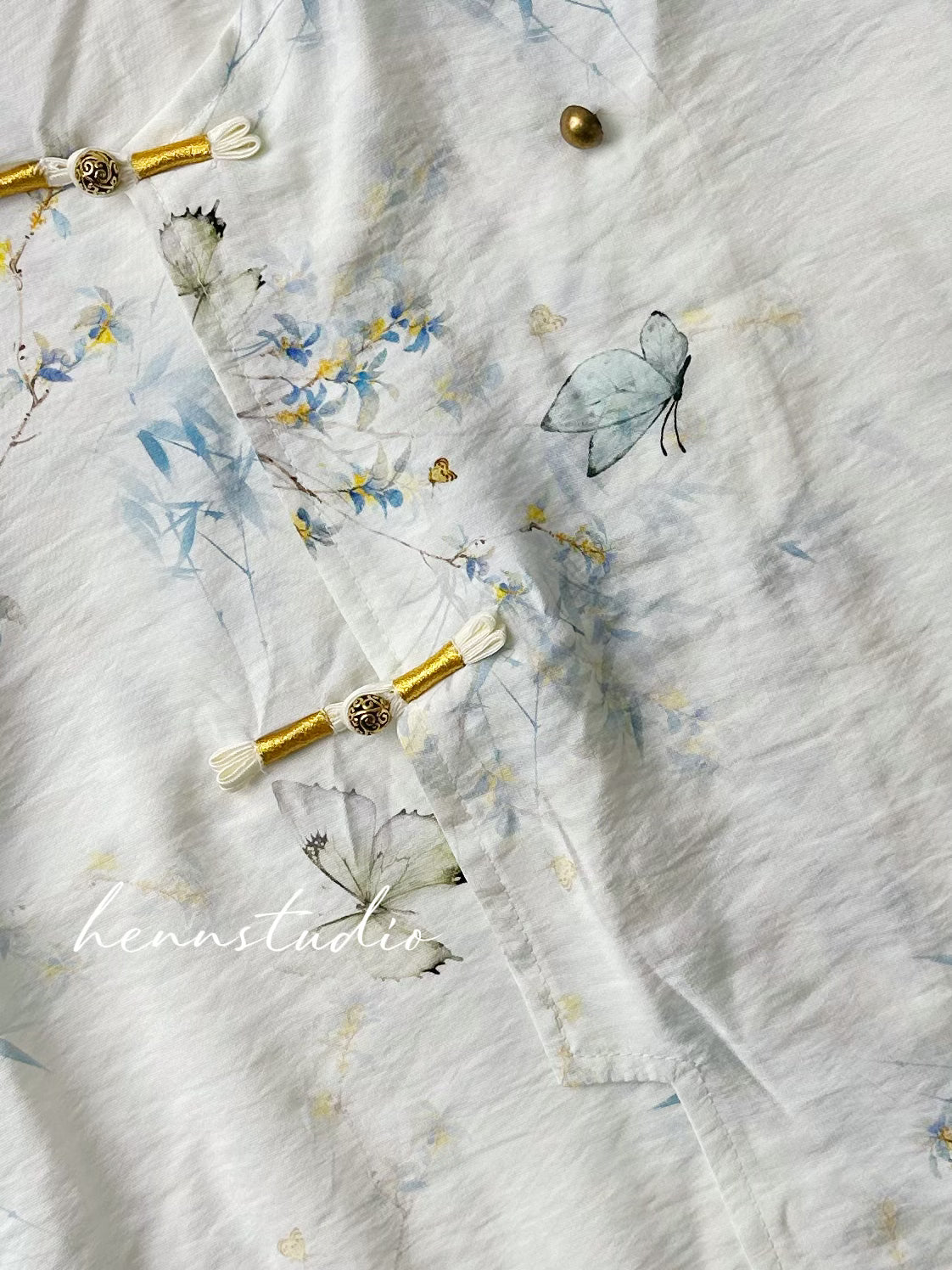 Preorder - Charming Ivory Butterfly Cheongsam 612 (FREE pendant)