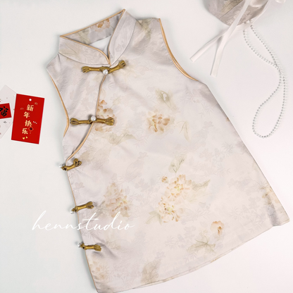 Preorder - Ivory Bloom Cheongsam 702 (FREE mini bag)