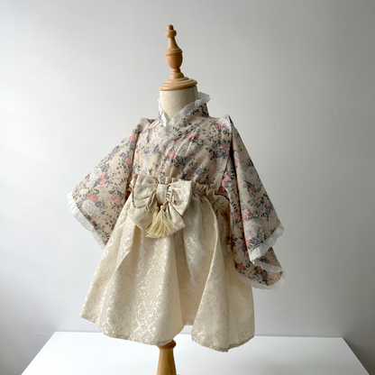 🇯🇵 👘 Cottoli Kimono – Vintage Floral Girl